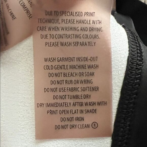 P.E Nation Acceleration Sports Bra Black with Mint in Size S - Picture 6 of 9